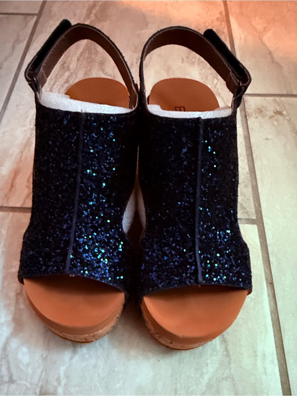 Corkys Womens Navy Glitter Open-Toe Slingback Wedge Sandals size 8 GUC